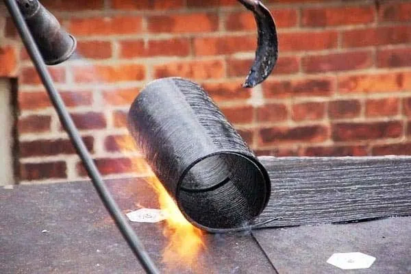 ایزوگام: همه‌چیز درباره این پوشش ضدآب و مزایای استفاده از آن